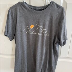 Gray T-Shirt with Mountain Graphic